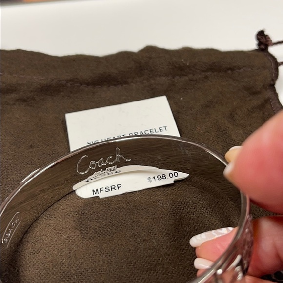 Authentic Coach bracelet - Picture 2 of 3